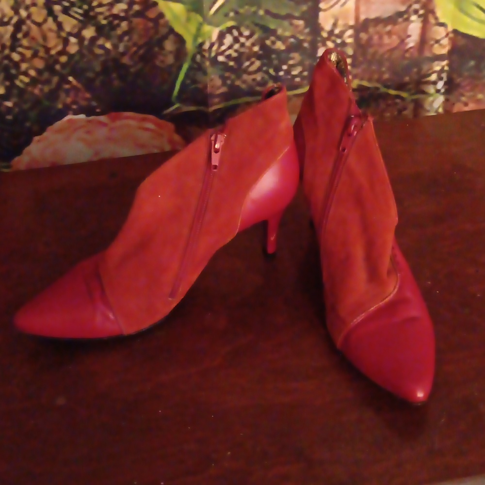 Women's vintage ankle boots